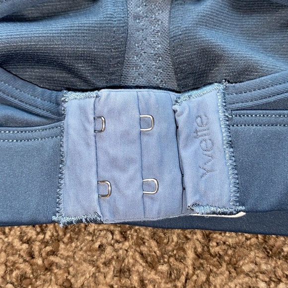 Yvette Sports Bra - Picture 5 of 8